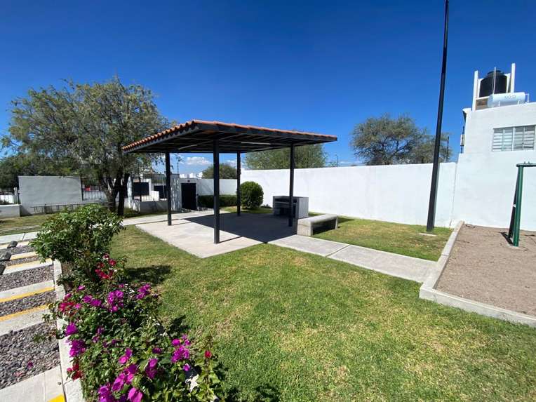 Casa en Venta en Hacienda del Bosque, Corregidora, Querétaro miniatura 6
