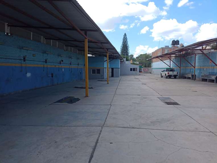 Local - Taller Automotriz en Renta en Av. San Diego, Carrillo Puerto, Querétaro miniatura 2