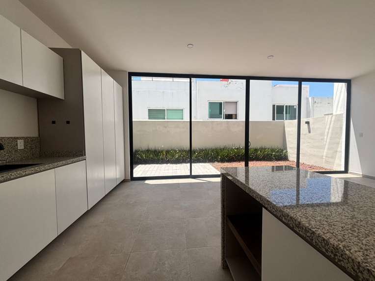 Casa en Venta en El Refugio, Querétaro - ¡Con Roof Garden! miniatura 10