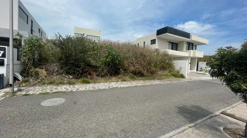 Terreno Residencial en Venta en Sección Tolmo, Vista Real, Corregidora, Querétaro miniatura 3