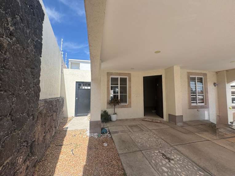 Casa en Venta en Santorini, El Refugio Residencial, Querétaro miniatura 3