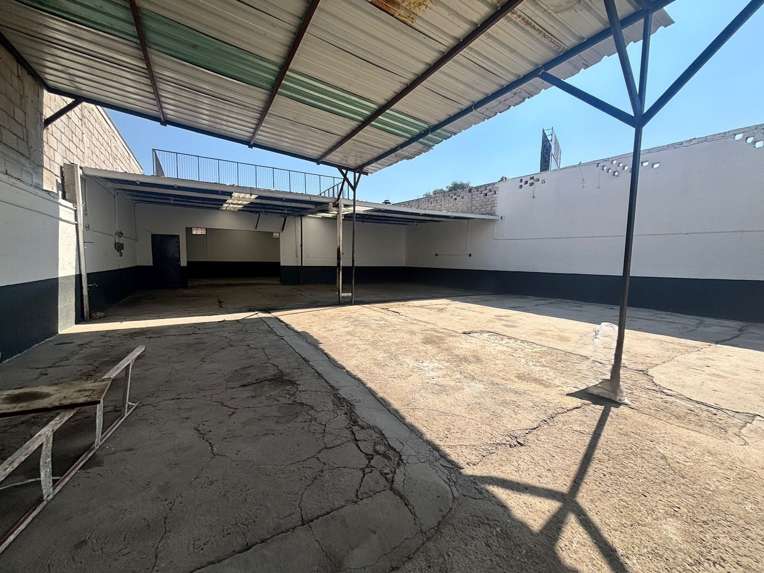 Terreno con Techumbre en Renta - Colonia Niños Héroes, Querétaro miniatura 7