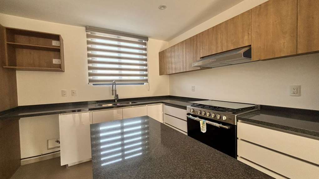 Departamento Dúplex de Dos Niveles en Renta - El Refugio, Querétaro miniatura 3