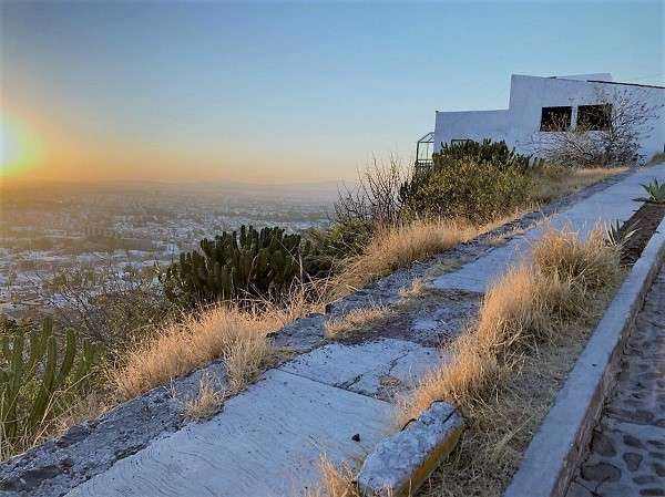 Terreno en Venta en Loma Dorada, Querétaro ¡Con Hermosa Vista a la Ciudad! miniatura 10