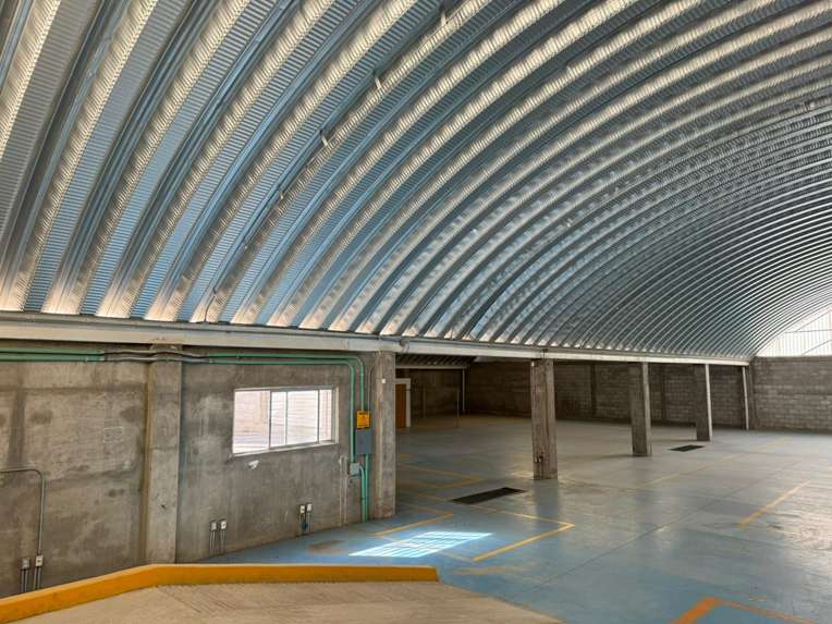 Bodega con Oficinas en Renta sobre Boulevard de la Nación, Querétaro miniatura 4