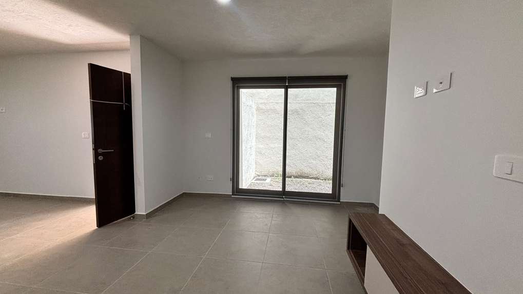 Departamento en Renta en Planta Baja - La Vista Residencial, Querétaro miniatura 5