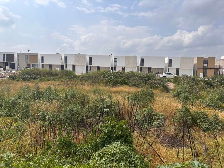 Terrenos en Venta en Condominio VIU Panorama, El Marqués, Querétaro miniatura 2