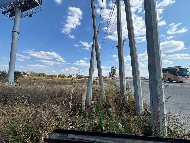 Terreno en Venta sobre Carretera México - Querétaro, San Juan del Río miniatura 19