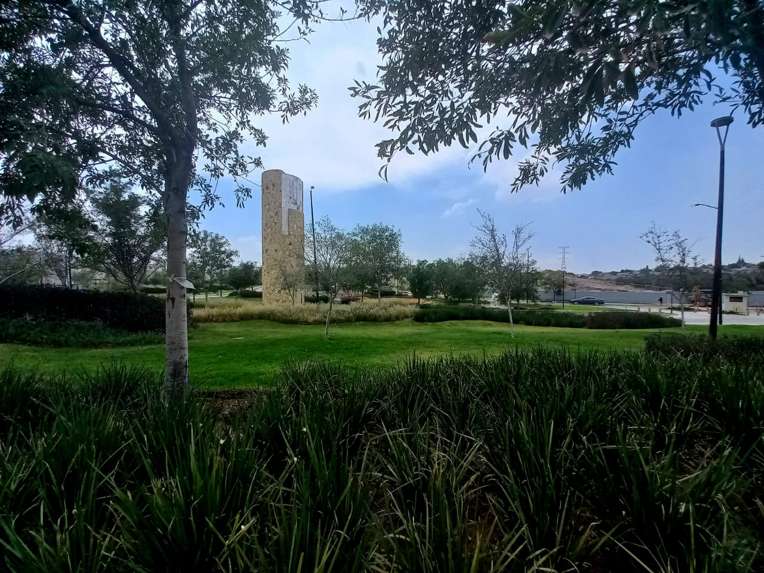 Casas en Venta en Capital Sur, Querétaro - Con Recámara en Planta Baja miniatura 16