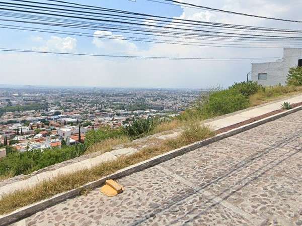 Terreno en Venta en Loma Dorada, Querétaro ¡Con Hermosa Vista a la Ciudad! miniatura 5