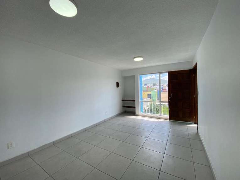 Departamento en Venta en la Colonia Vista Alegre, Querétaro miniatura 2