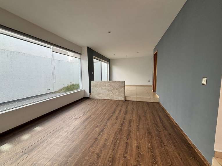 Casa en Venta en Claustros de las Misiones II, Centro Sur, Querétaro - Recámara en Planta Baja miniatura 2