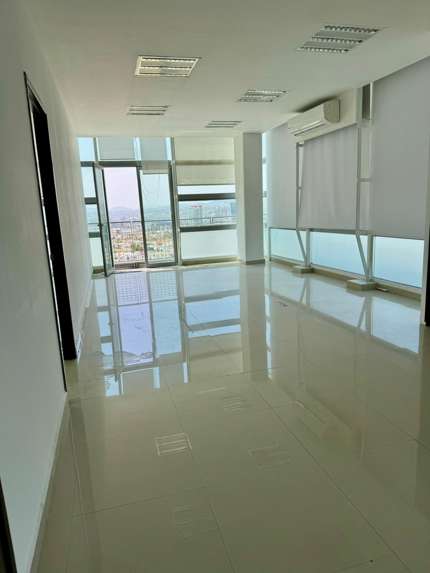Oficina en Renta en Torre CS9800, Centro Sur, Querétaro - 136 m² miniatura 10