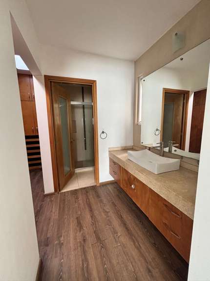 Casa en Venta en Claustros de las Misiones II, Centro Sur, Querétaro - Recámara en Planta Baja miniatura 23