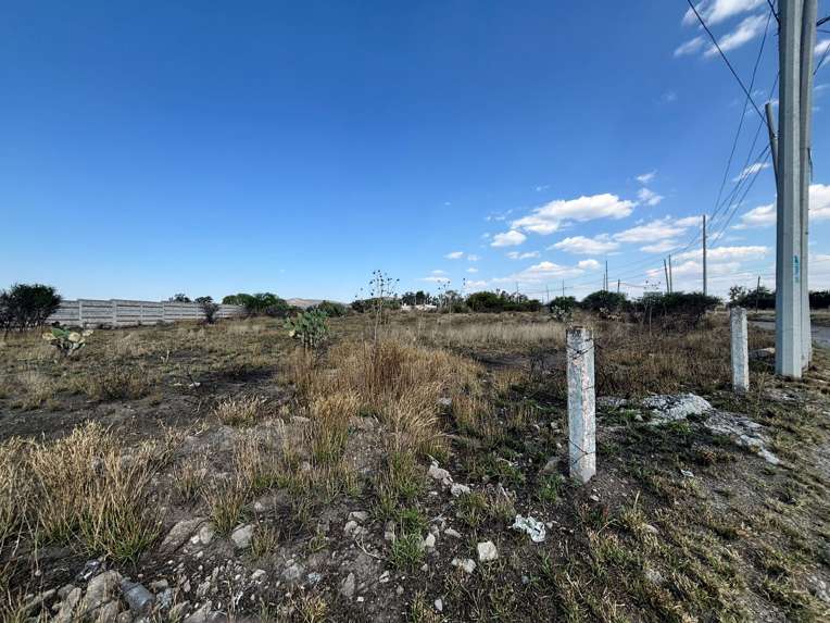 Terreno en Venta sobre Carretera México - Querétaro, San Juan del Río miniatura 3