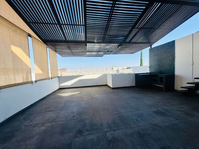 Casa en Renta en Valle Diamante, Corregidora, Querétaro – Semiamueblada o Sin Amueblar miniatura 3