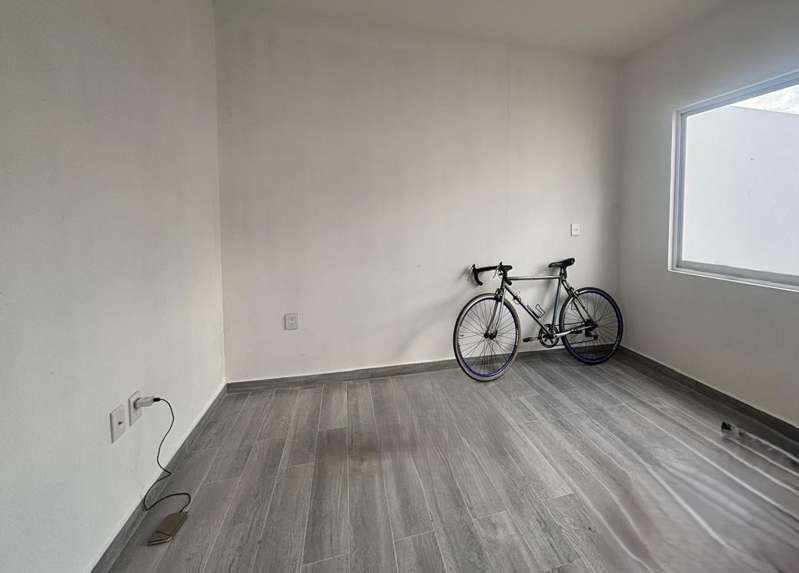 Casa de un Piso en Venta en Galindas Residencial, Querétaro - Calle Abierta miniatura 3