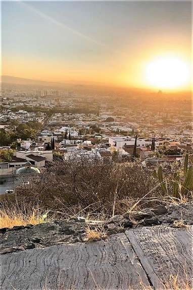 Terreno en Venta en Loma Dorada, Querétaro ¡Con Hermosa Vista a la Ciudad! miniatura 11