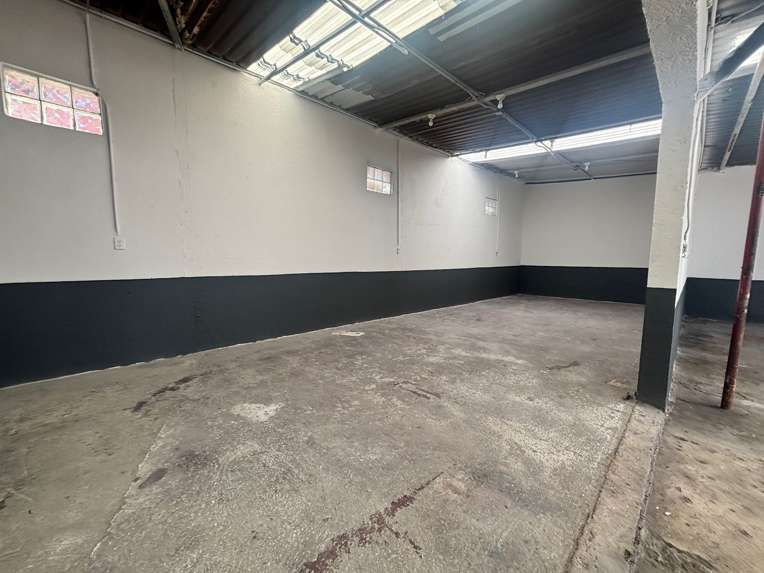 Terreno con Techumbre en Renta - Colonia Niños Héroes, Querétaro miniatura 9