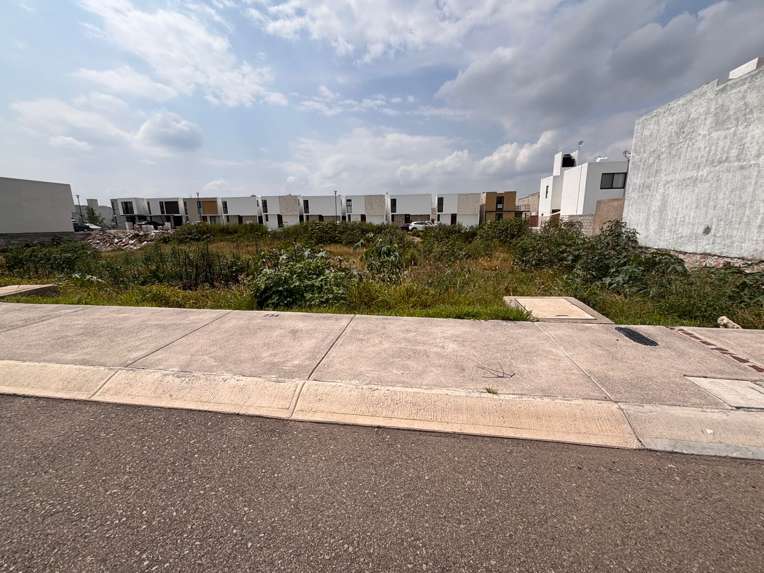 Terrenos en Venta en Condominio VIU Panorama, El Marqués, Querétaro miniatura 4