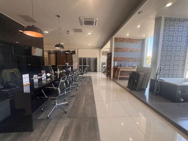 Bodega Comercial en Renta en Av. 5 de Febrero, Querétaro miniatura 4