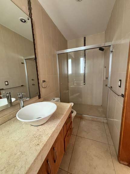 Casa en Venta en Claustros de las Misiones II, Centro Sur, Querétaro - Recámara en Planta Baja miniatura 24