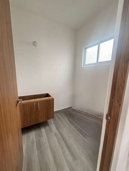 Casa de un Piso en Venta en Galindas Residencial, Querétaro - Calle Abierta miniatura 7