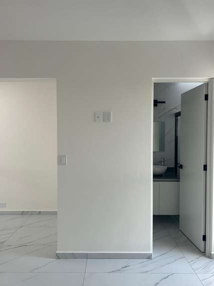 Casas en Venta en Capital Sur, Querétaro - Con Recámara en Planta Baja miniatura 9