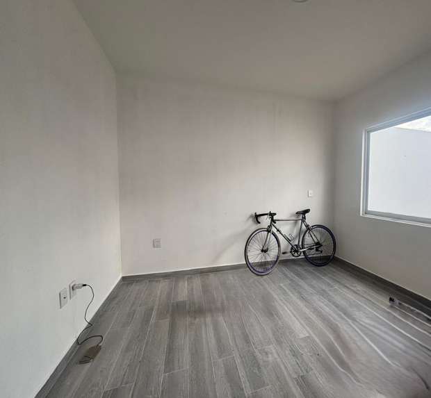 Casa de un Piso en Venta en Galindas Residencial, Querétaro - Calle Abierta miniatura 3