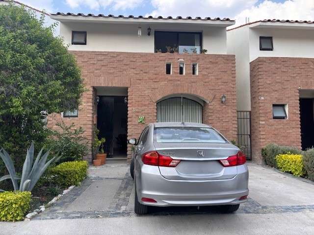 Casa en Venta en Triana Residencial, Juriquilla - Querétaro en Cumbres del Lago, Querétaro