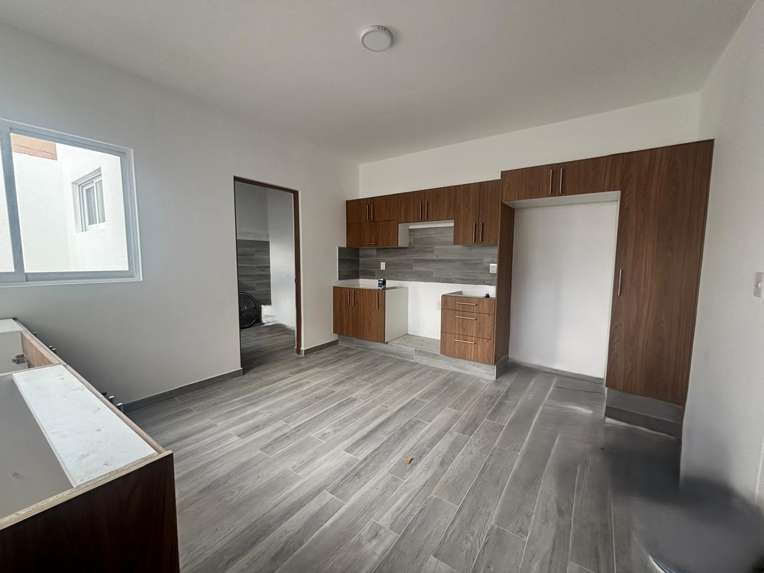 Casa de un Piso en Venta en Galindas Residencial, Querétaro - Calle Abierta miniatura 2