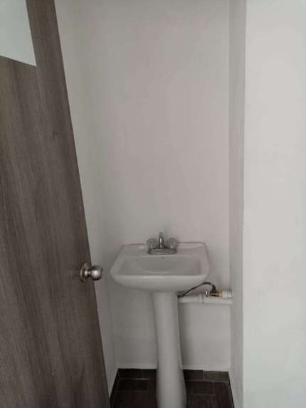 Local en Renta en Plaza Master Peñuelas, Querétaro – Planta Baja miniatura 11