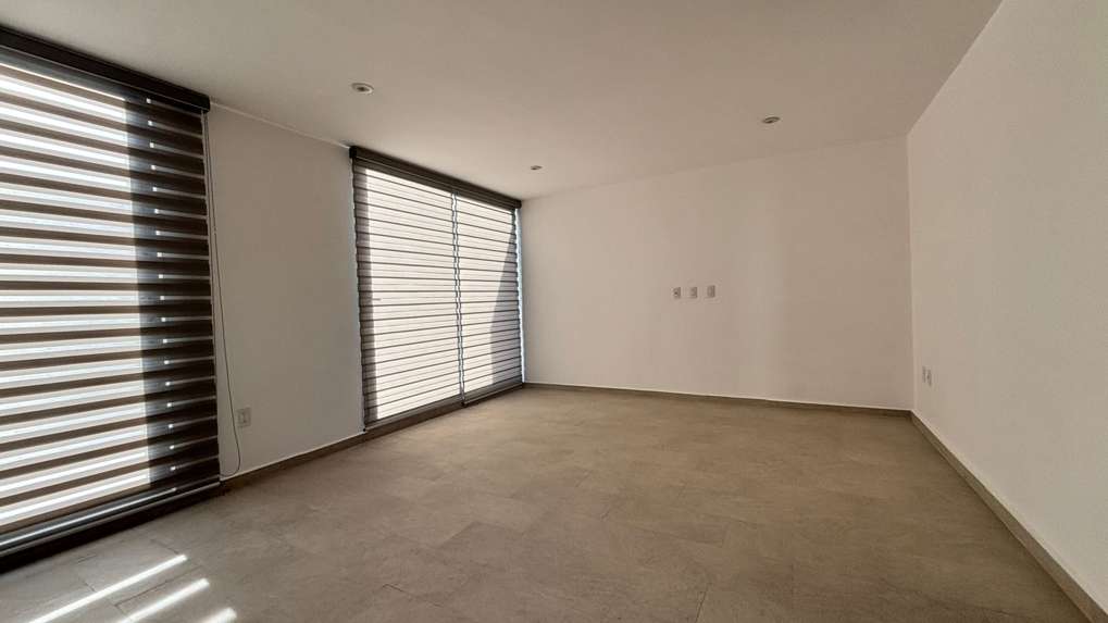 Departamento Dúplex de Dos Niveles en Renta - El Refugio, Querétaro miniatura 4