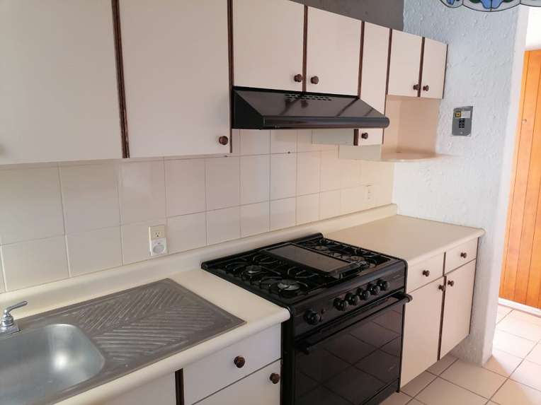 Departamento en Venta en Planta Alta - Residencial Bellavista, Corregidora Querétaro miniatura 3