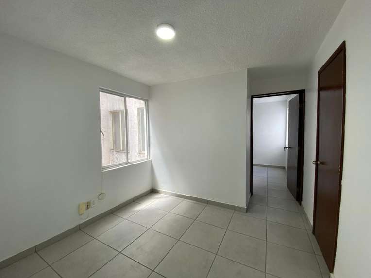Departamento en Venta en la Colonia Vista Alegre, Querétaro miniatura 6