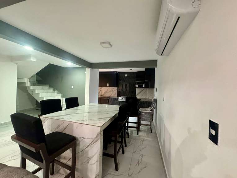 Casa en Renta en Valle Diamante, Corregidora, Querétaro – Semiamueblada o Sin Amueblar miniatura 2