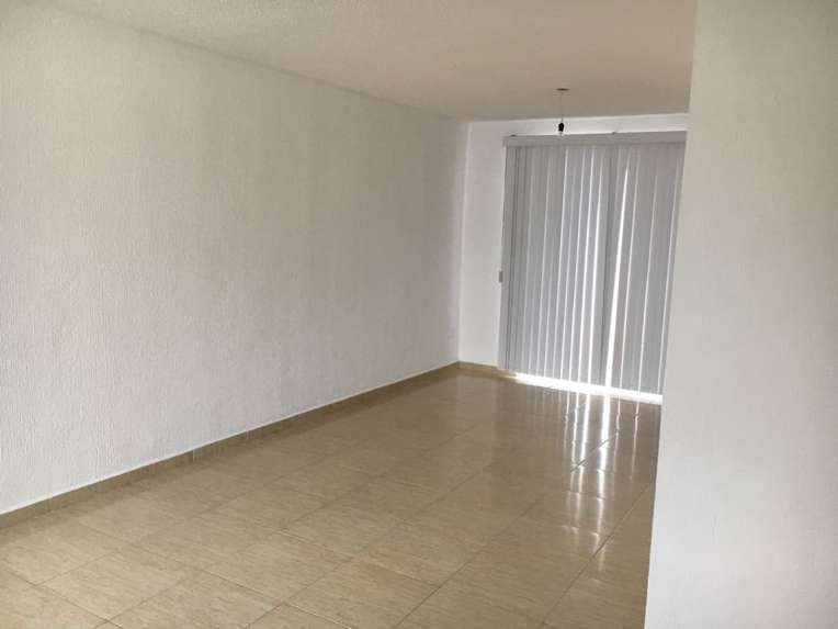 Casa en Renta en Palmares Residencial, Querétaro miniatura 2