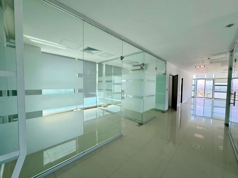 Oficina en Renta en Torre CS9800, Centro Sur, Querétaro - 136 m² miniatura 9