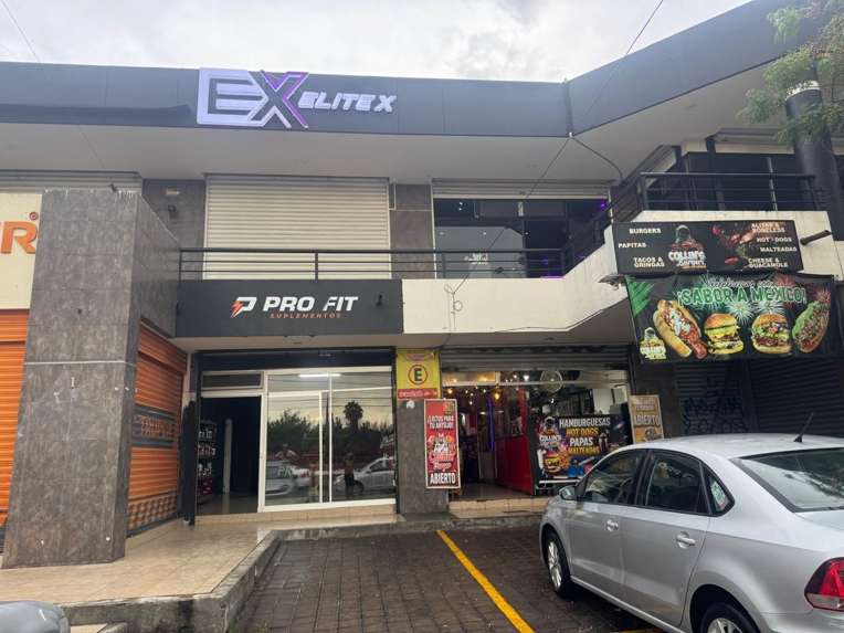 Locales en Venta en Plaza Los Encinos, Av. Sombrerete, Querétaro – Ideales para Inversión en El Vergel, Querétaro