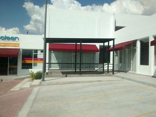 Local en Renta en Planta Baja – Plaza Vanne, Querétaro miniatura 5