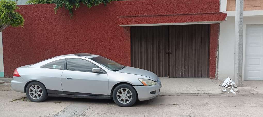 Terreno en Venta en Villas del Sur, Querétaro ¡Excelente Ubicación en Calle Abierta, Zona Centro! miniatura 6