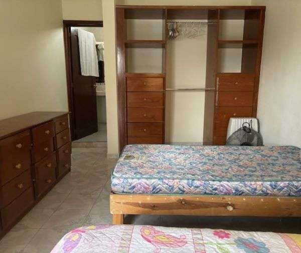 Casa en Renta en el Centro Histórico de Querétaro – Para Hotel miniatura 8