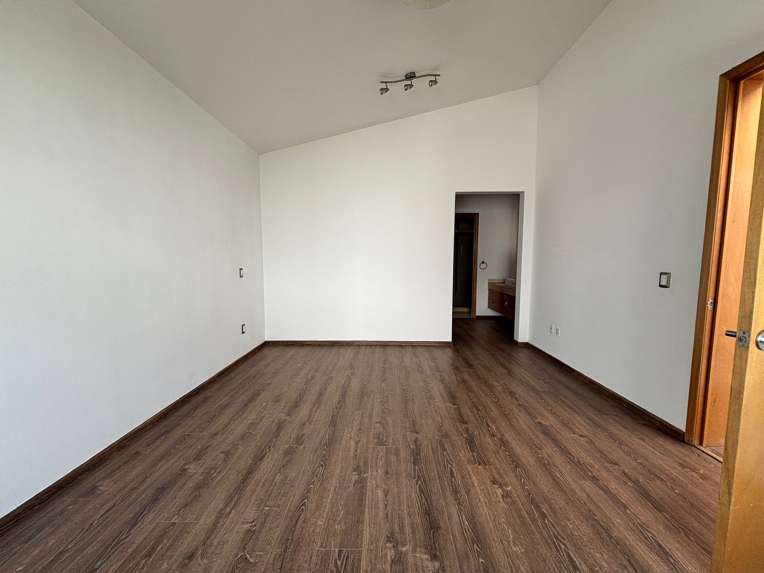 Casa en Venta en Claustros de las Misiones II, Centro Sur, Querétaro - Recámara en Planta Baja miniatura 15