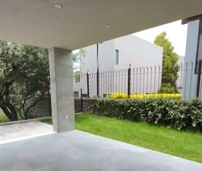 Casa en Venta en Lomas del Campanario Norte, Querétaro miniatura 2