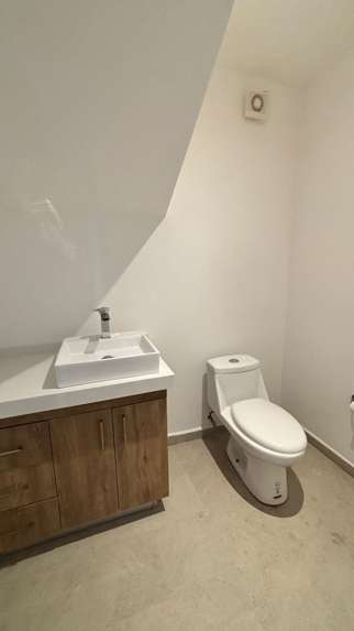 Departamento Dúplex de Dos Niveles en Renta - El Refugio, Querétaro miniatura 11